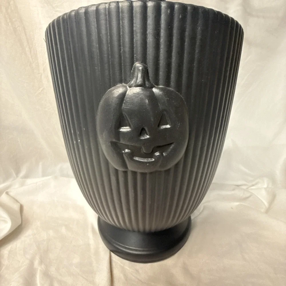 Halloween Hyde & EEK! Black Glitter Pot Tree Large Urn 38